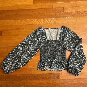 CUTE FLORAL BLOUSE